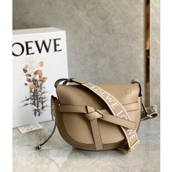 로에베 Loewe 크로스 백 25CM