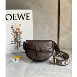 로에베 Loewe 크로스 백 21CM