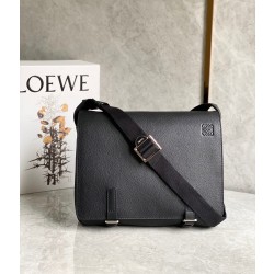 로에베 Loewe  크로스 백 33CM