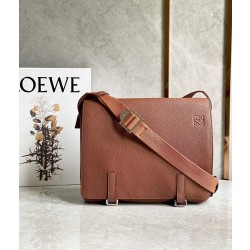 로에베 Loewe  크로스 백 33CM