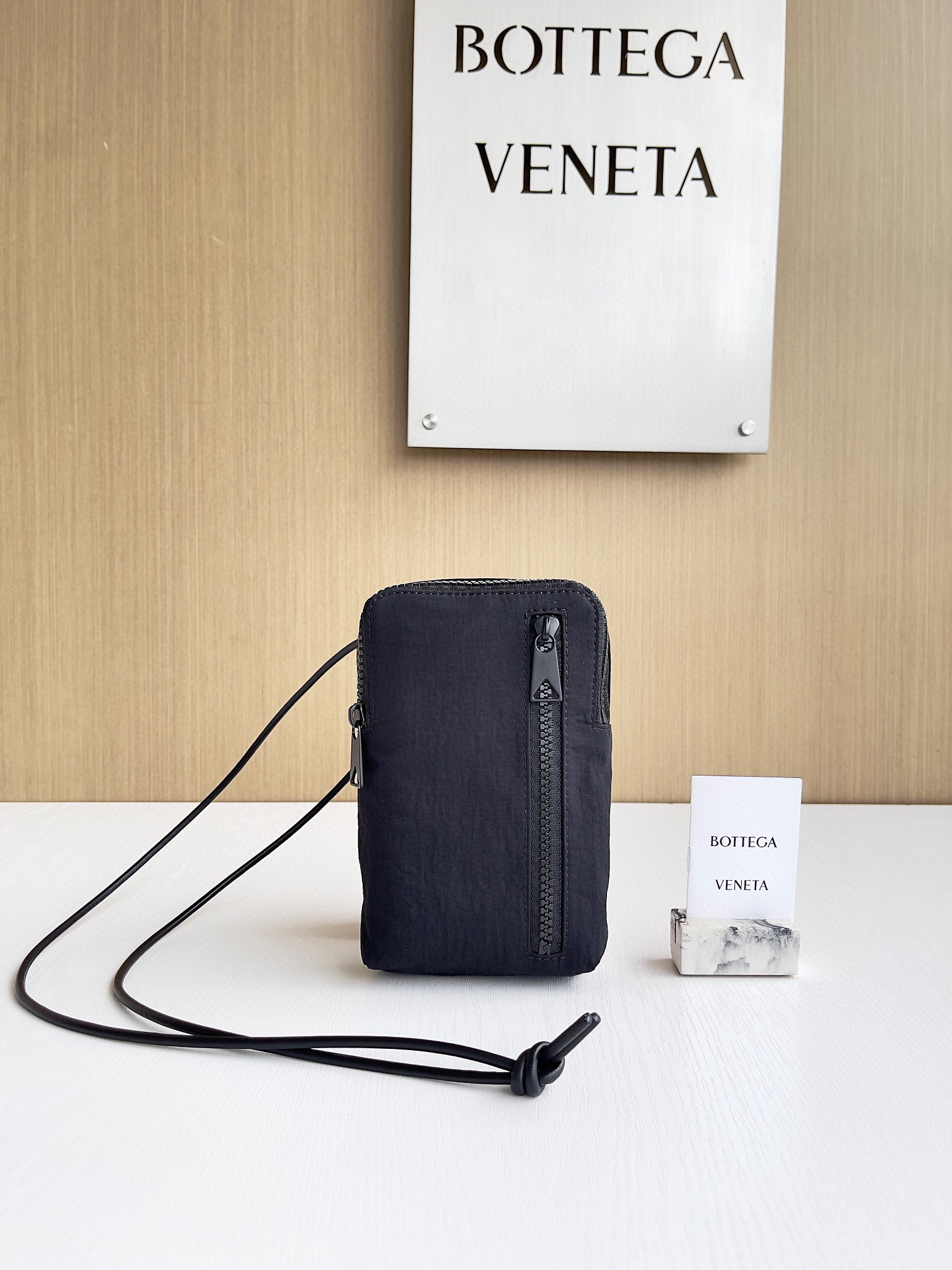 보테가베네타 Bottega Veneta 70521 핸드폰 파우치 11.5cm