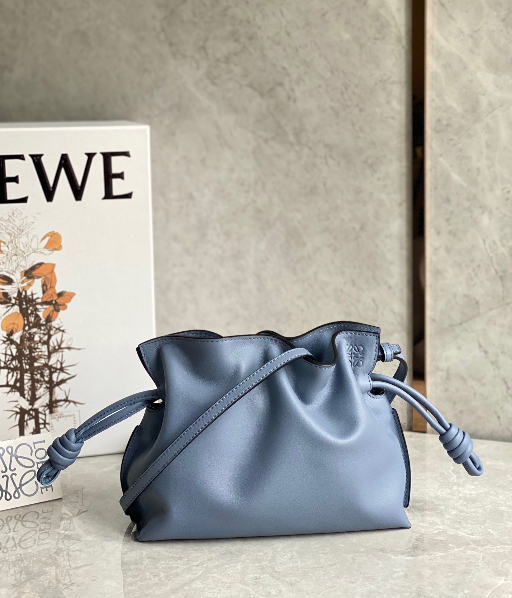 로에베 Loewe 미니 플라멩코 클러치 - 나파 카프스킨 23.9CM