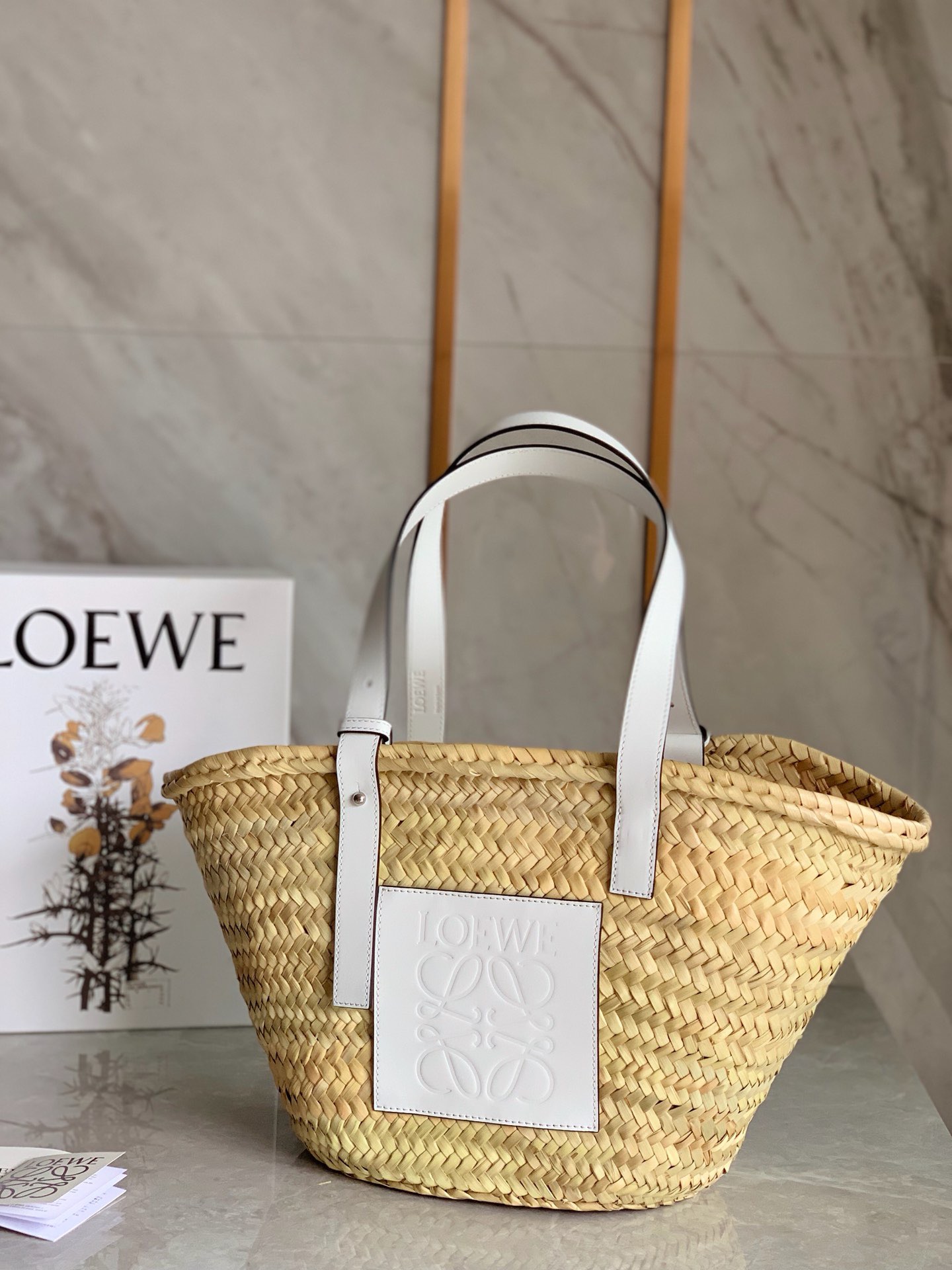 로에베 Loewe 바스켓 백 미디엄 40CM