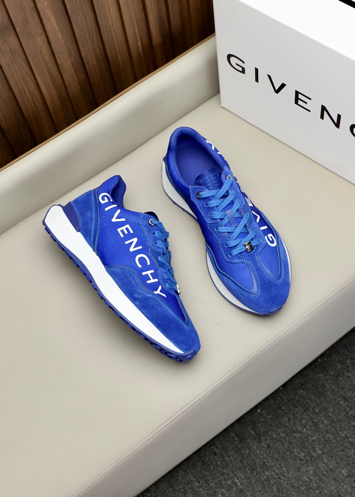 지방시 Givenchy 스니커즈