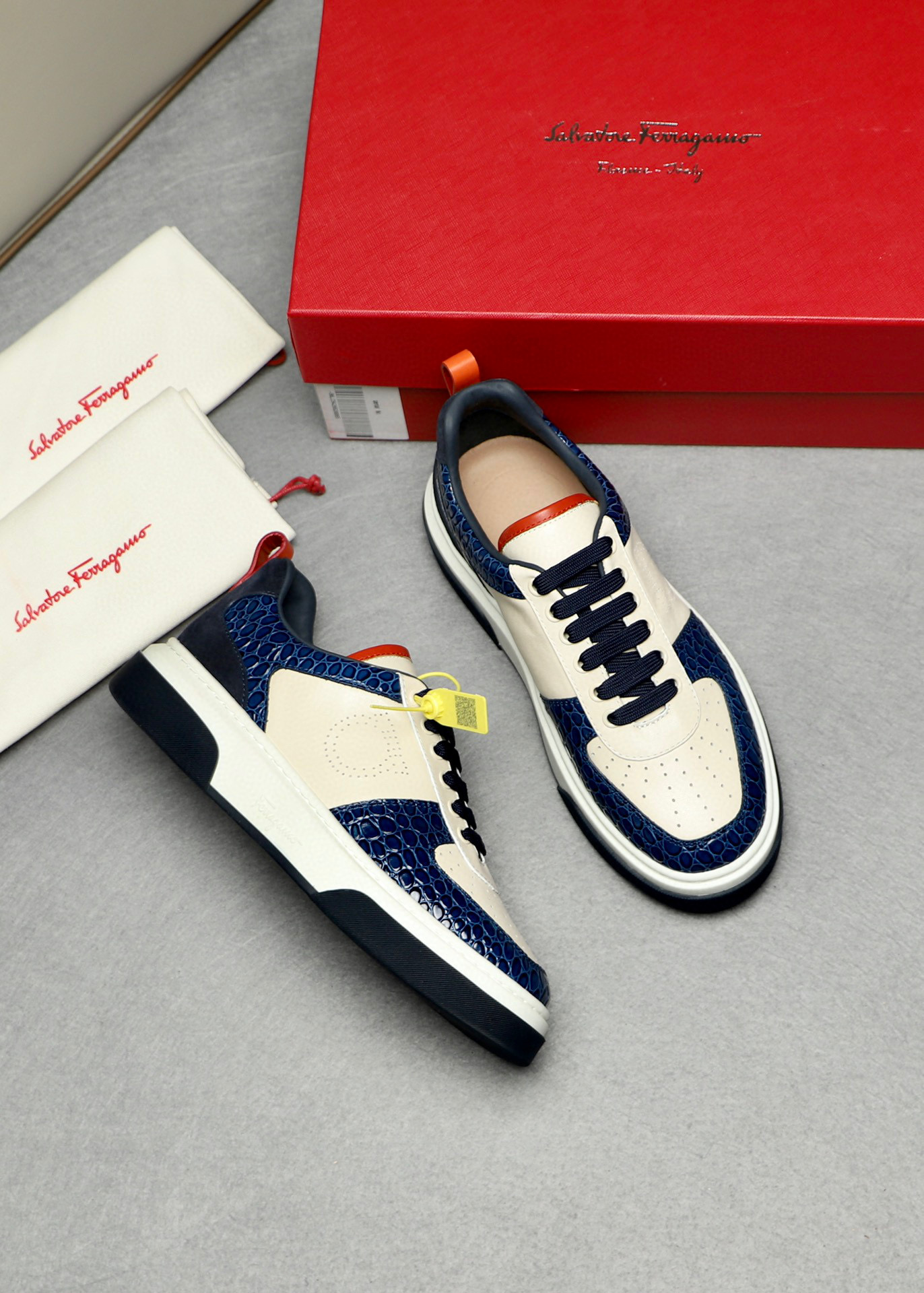 살바토레 페라가모 Salvatore Ferragamo 스니커즈