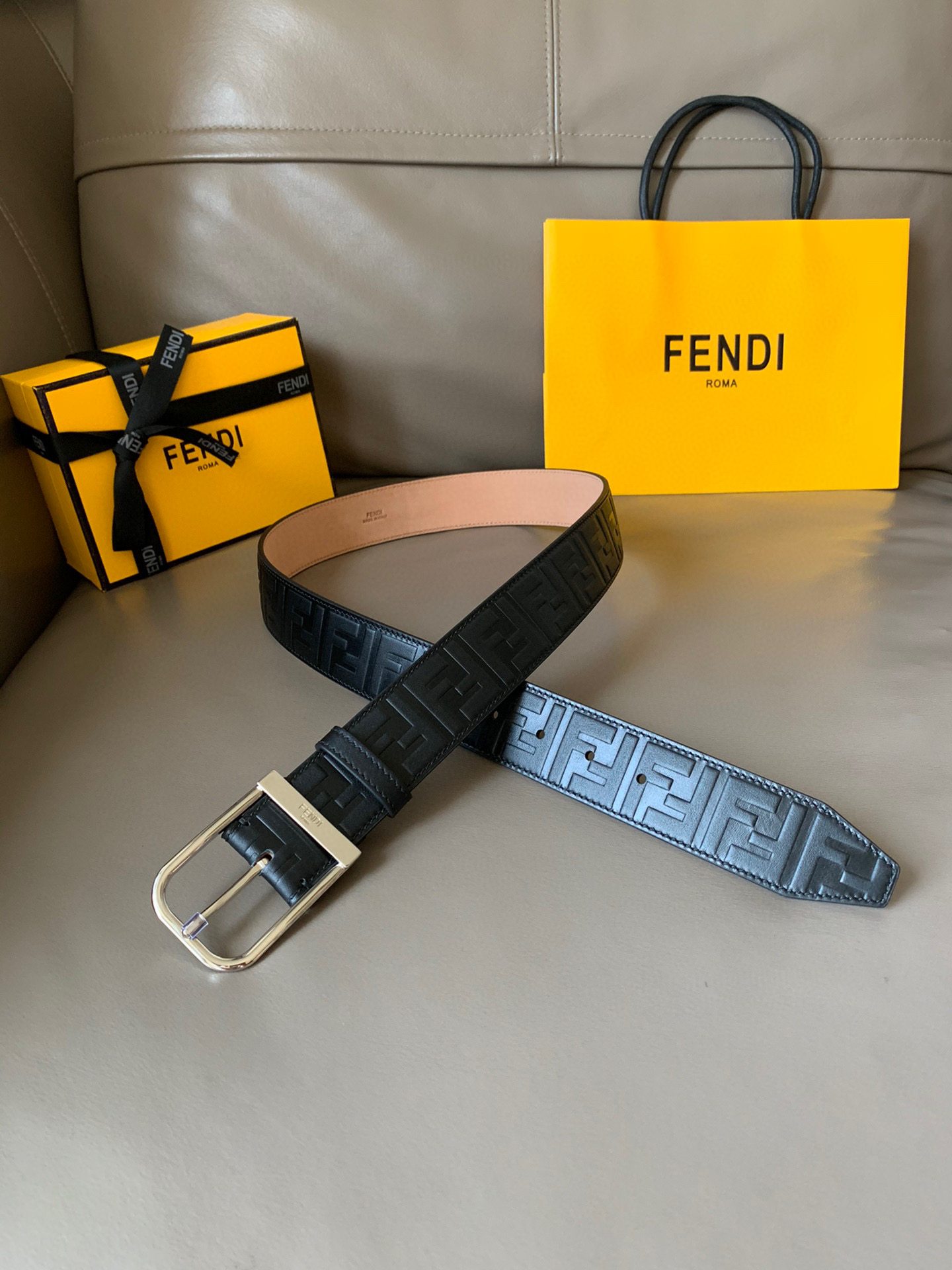발펜디 FENDI 벨트 40mm