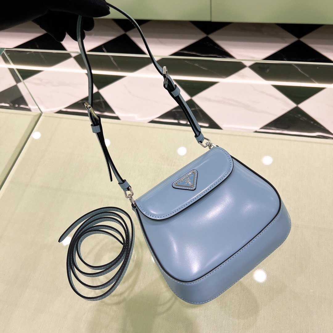 프라다 Prada  크로스 백 17CM