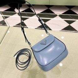 프라다 Prada  크로스 백 17CM