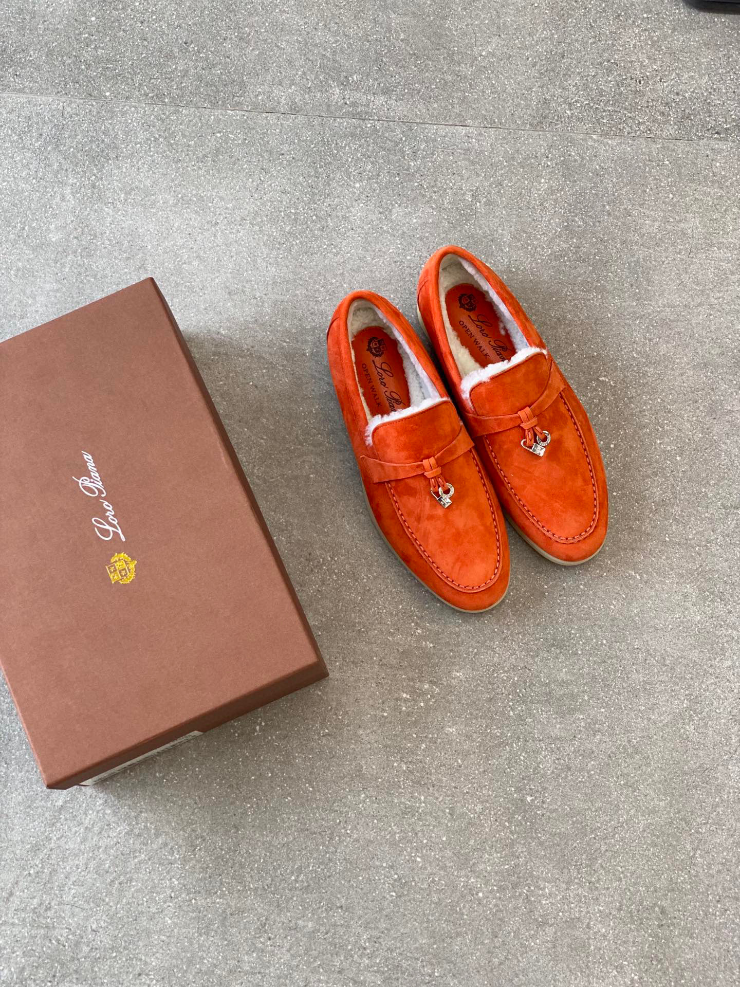 로로피아나 Loro Piana 모카신