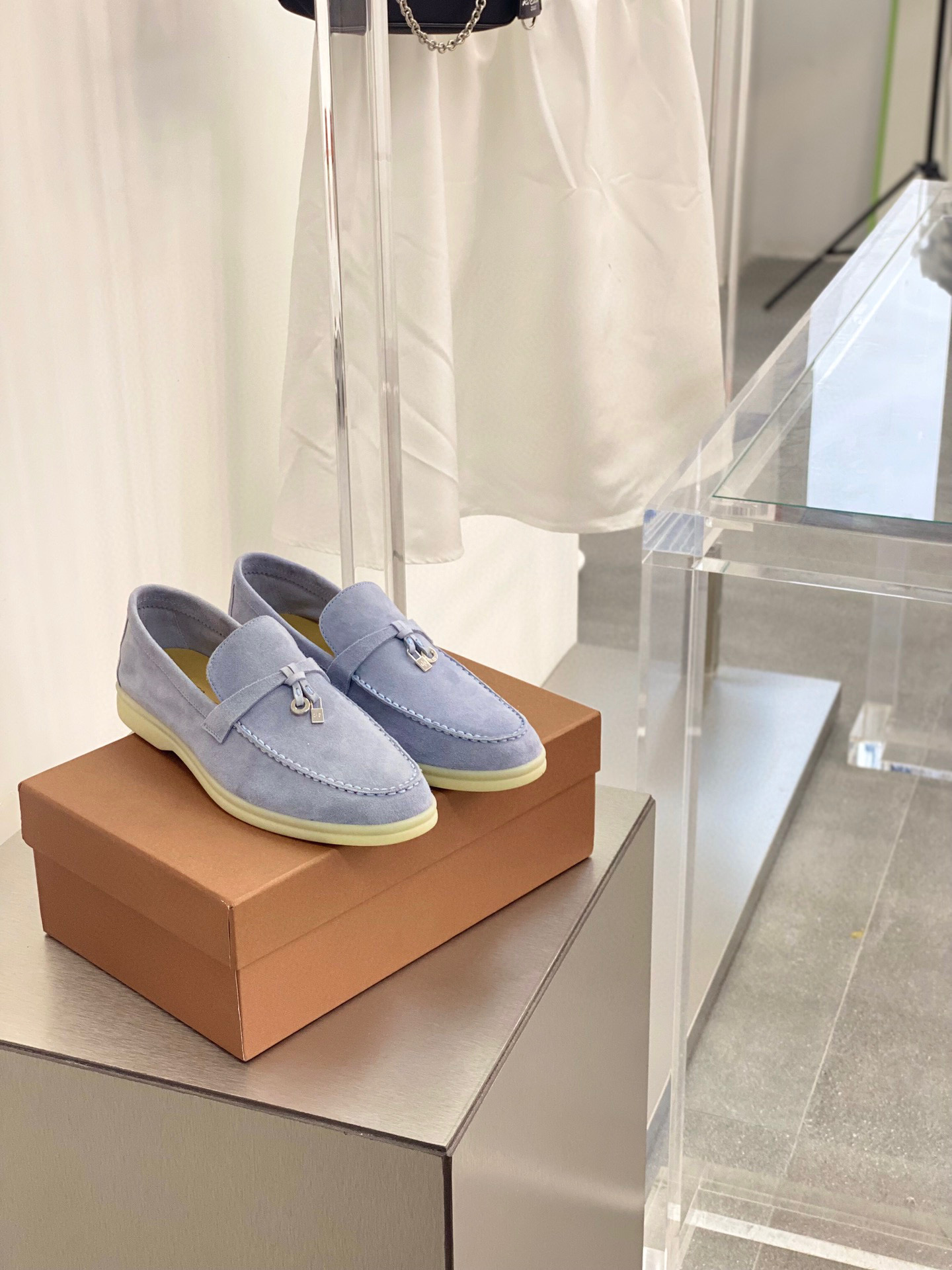 로로피아나 Loro Piana Summer Charms Walk 썸머 참스 워크 로퍼