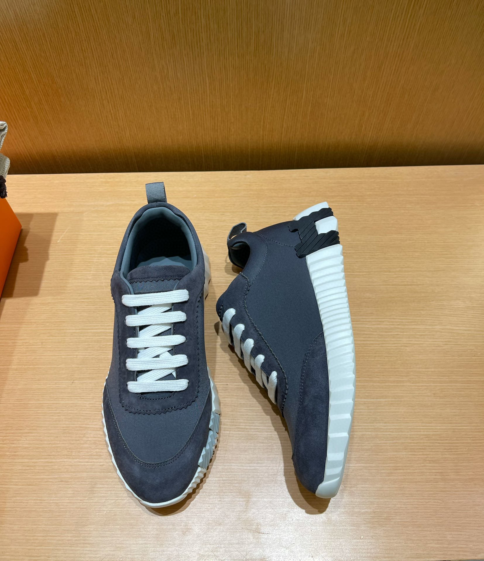 에르메스 Hermes Bouncing 바운싱 스니커즈