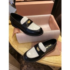 미우 미우 MIU Miu 로퍼