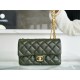 샤넬 CHANEL  플랩 백 22CM