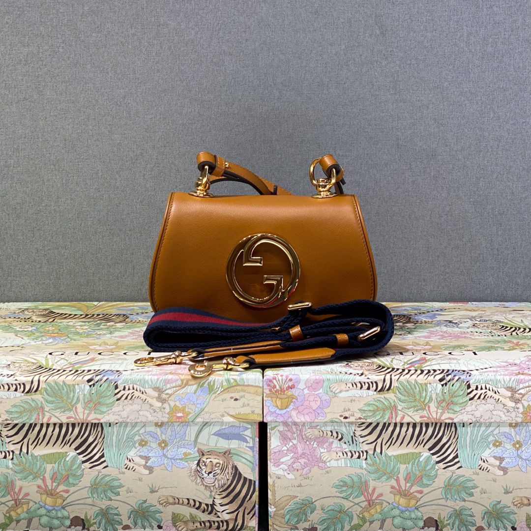 구찌 Gucci 698643 크로스 백 22CM
