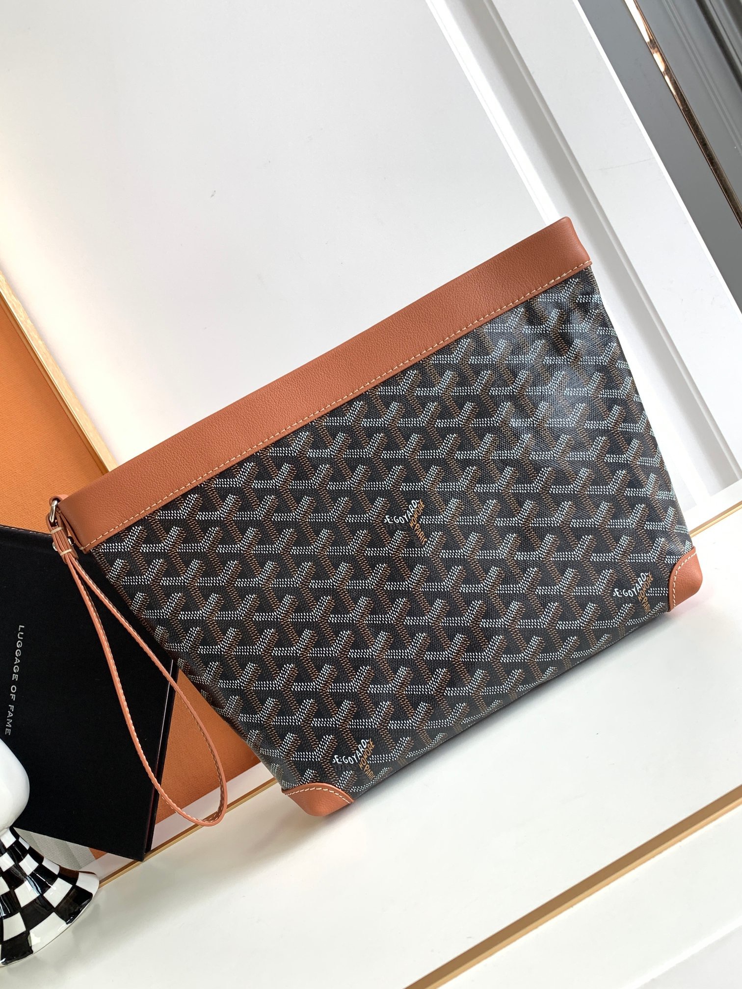 고야드 Goyard 클러치 24CM