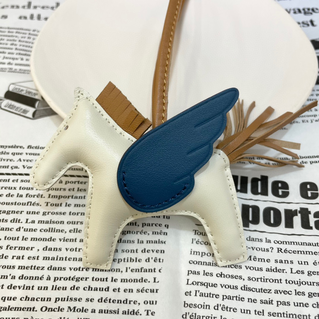 에르메스 HERMES 로데오 페가수스  참 장식 Rodeo Pegase Charm