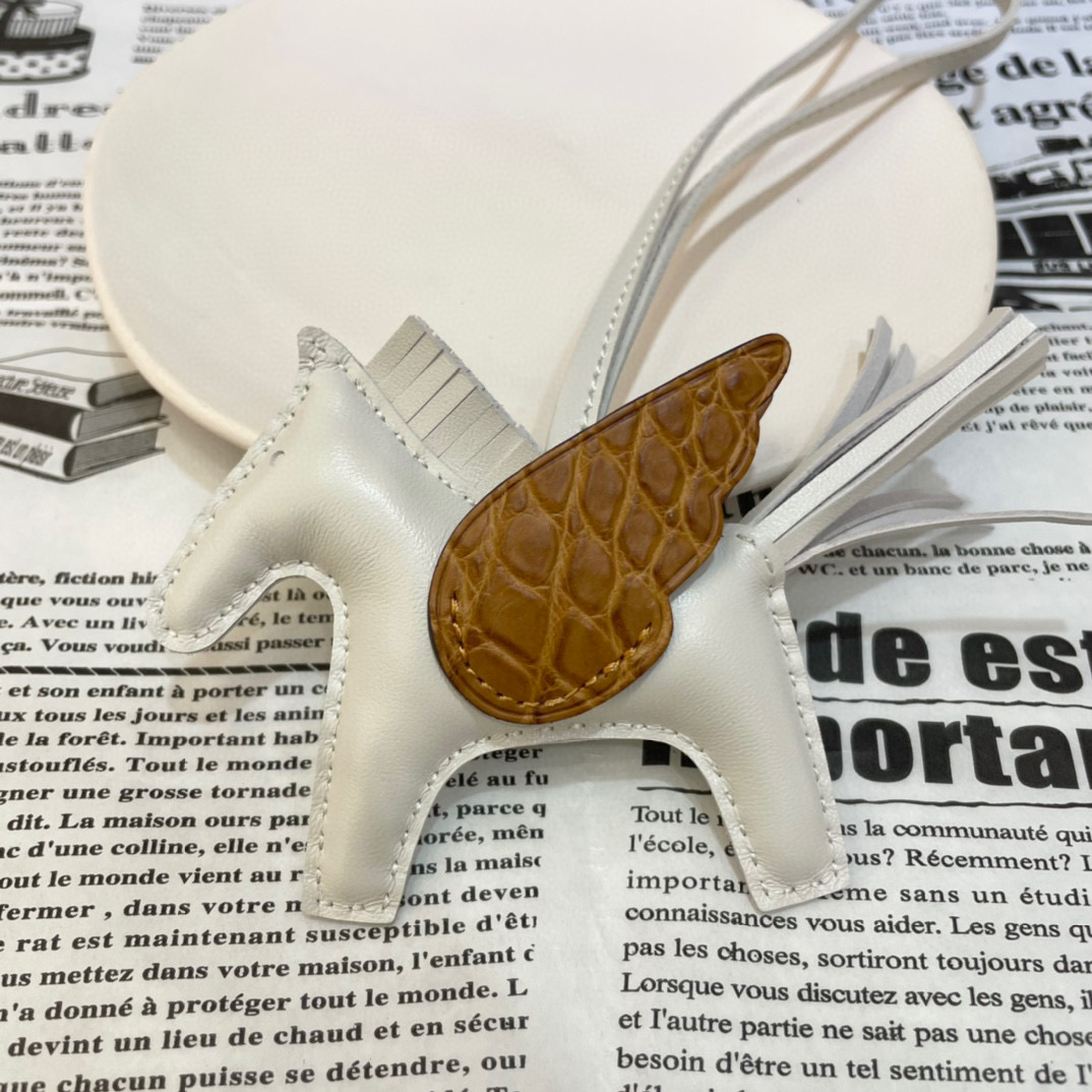 에르메스 HERMES 로데오 페가수스 참 장식 Rodeo Pegase Charm