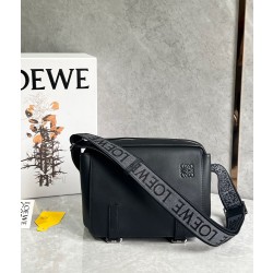 로에베 Loewe 크로스 백 24.5CM