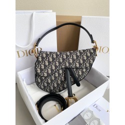 디올 Dior Saddle  크로스 백 24CM