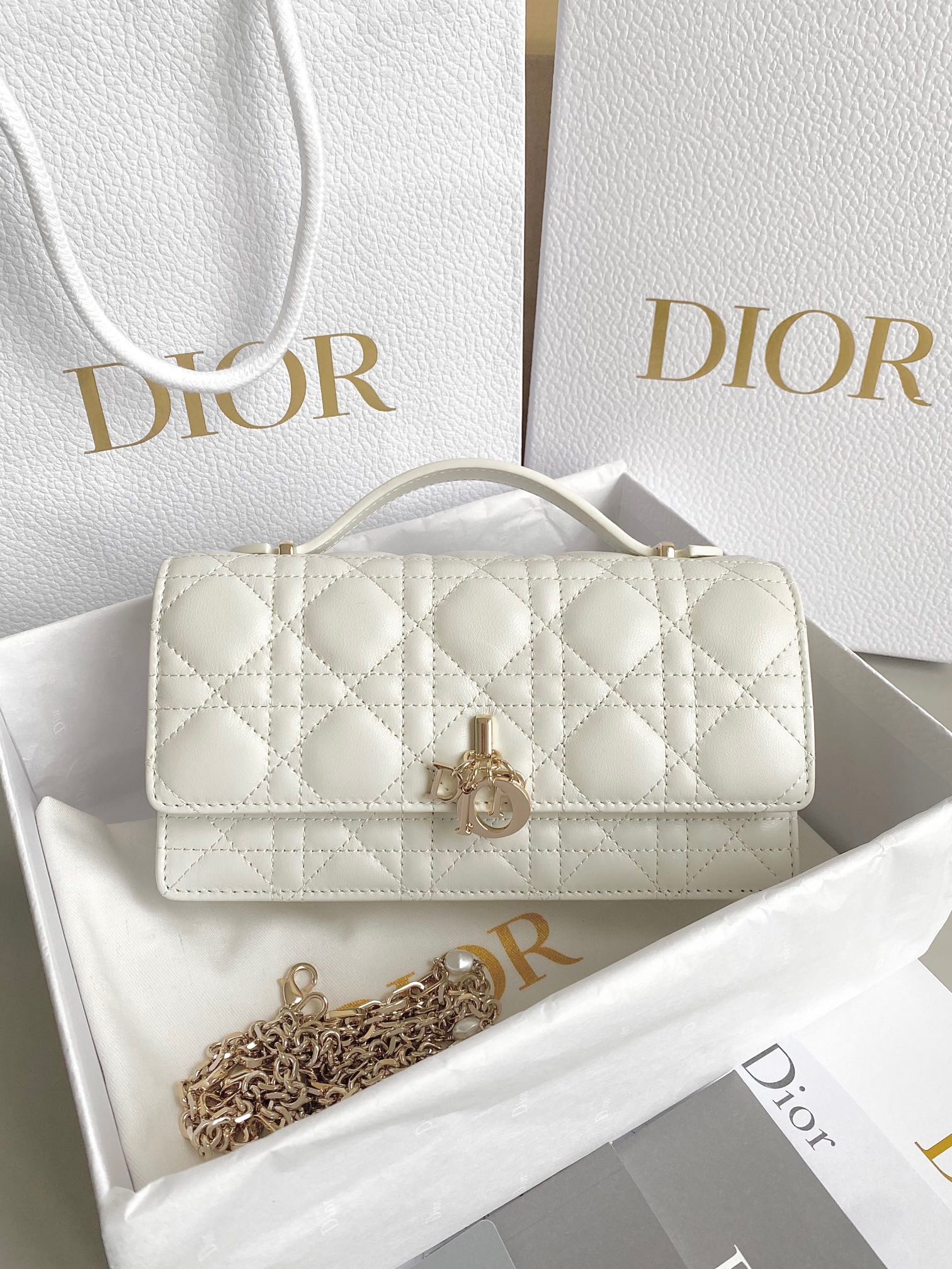 디올 Dior Lady 체인 클러치 21CM