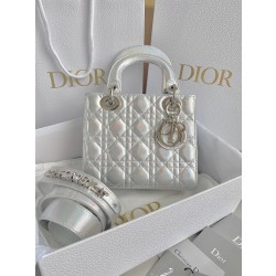 디올 Dior Lady 탑 핸들백 20CM
