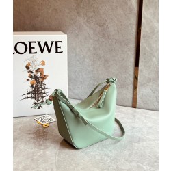 로에베 Loewe hammock  숄더백 28CM