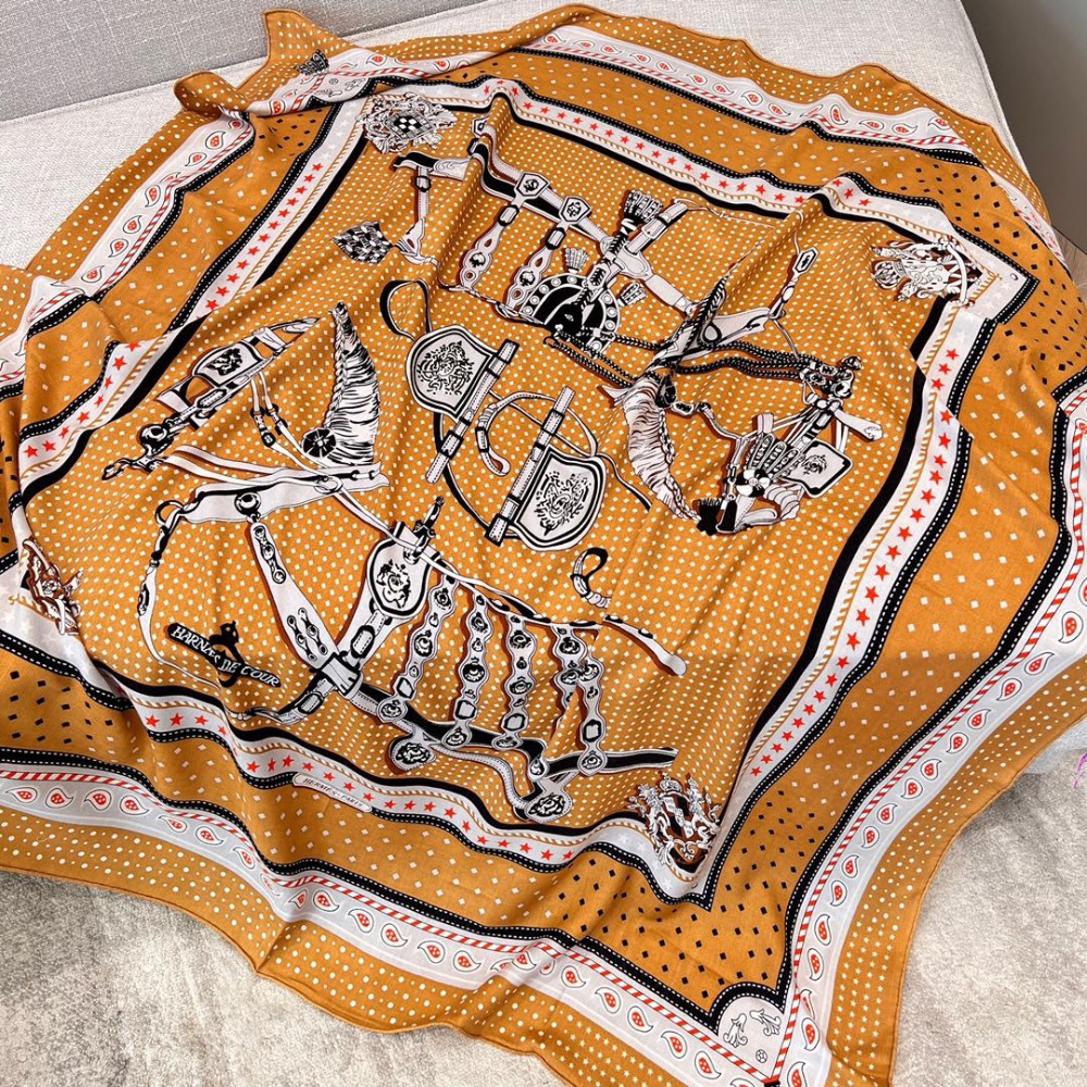 에르메스 Hermes 숄 Harnais de Cour Bandana 140x140cm