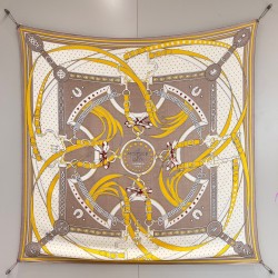 에르메스 Hermes 숄 La Promenade du Matin Bandana 140x140cm