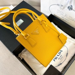 프라다 Prada Saffiano Mini 1BA358 토트 백 19CM