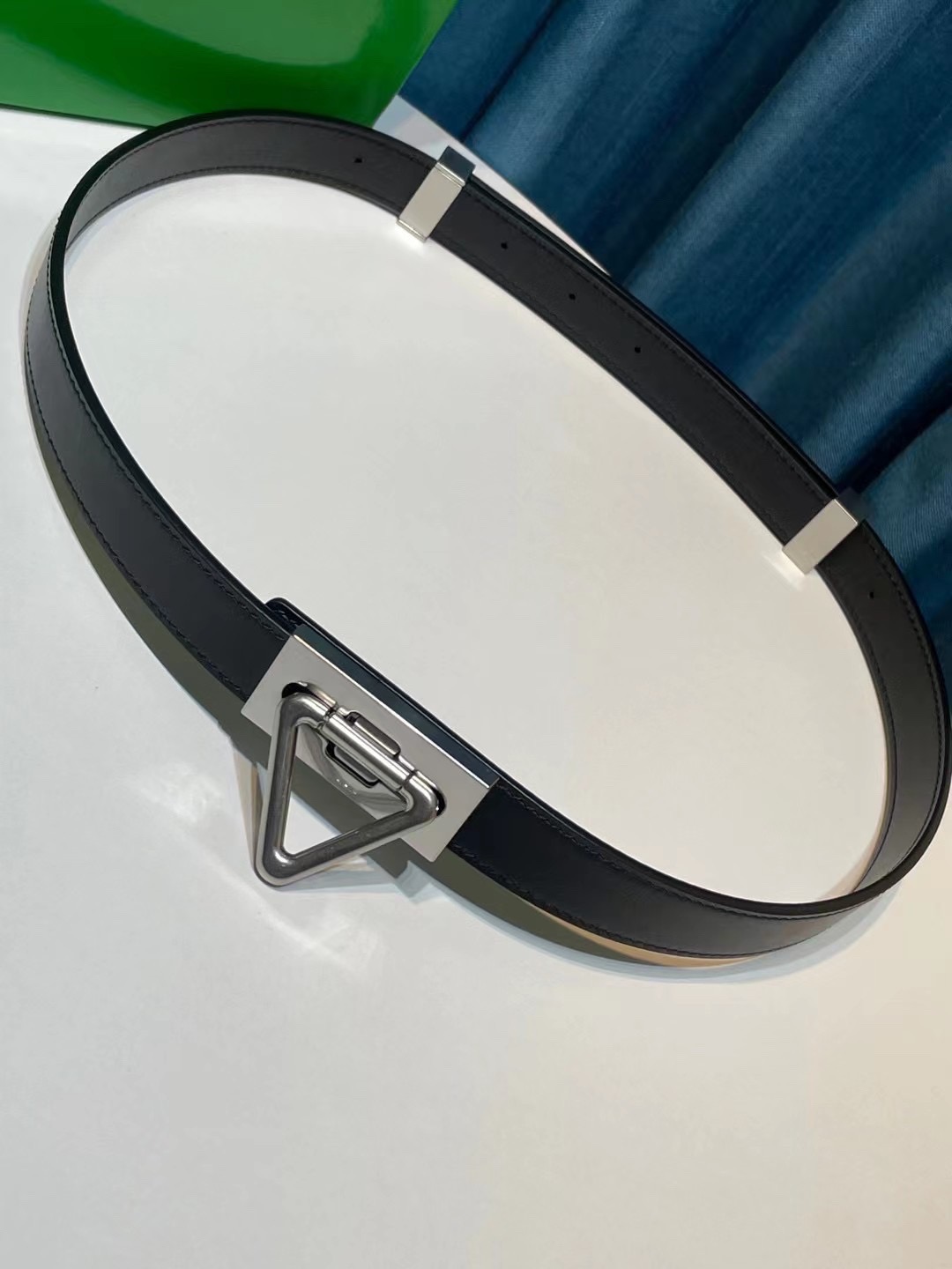 보테가베네타 Bottega Veneta GRASP 벨트 2.0CM