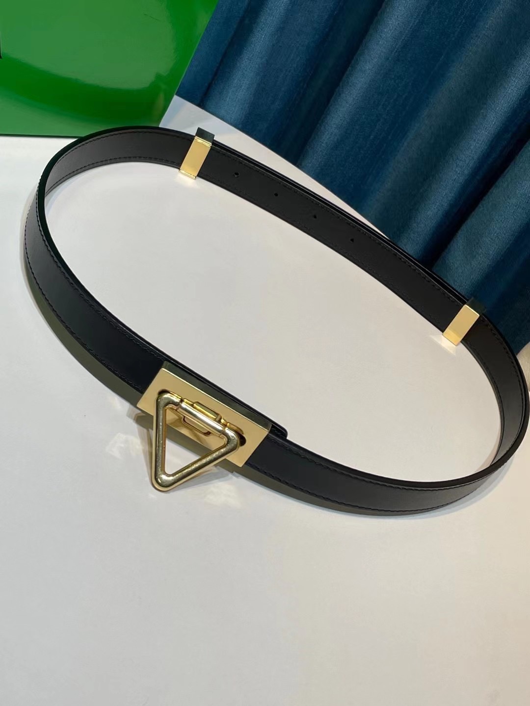 보테가베네타 Bottega Veneta GRASP 벨트 2.0CM