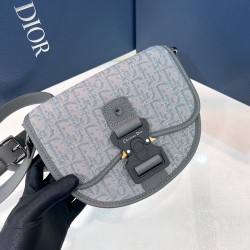 디올 Dior Gallop 크로스 백 20.5CM
