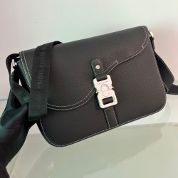디올 Dior 크로스 백 31CM