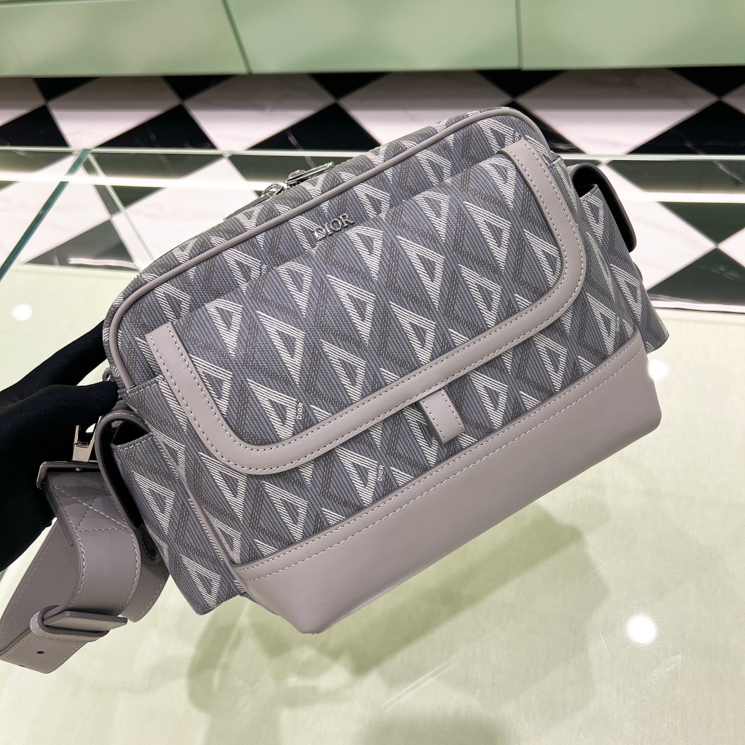 디올 Dior 크로스 백 26CM