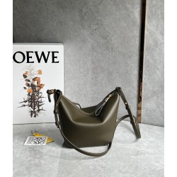 로에베 Loewe hammock 숄더백 28CM