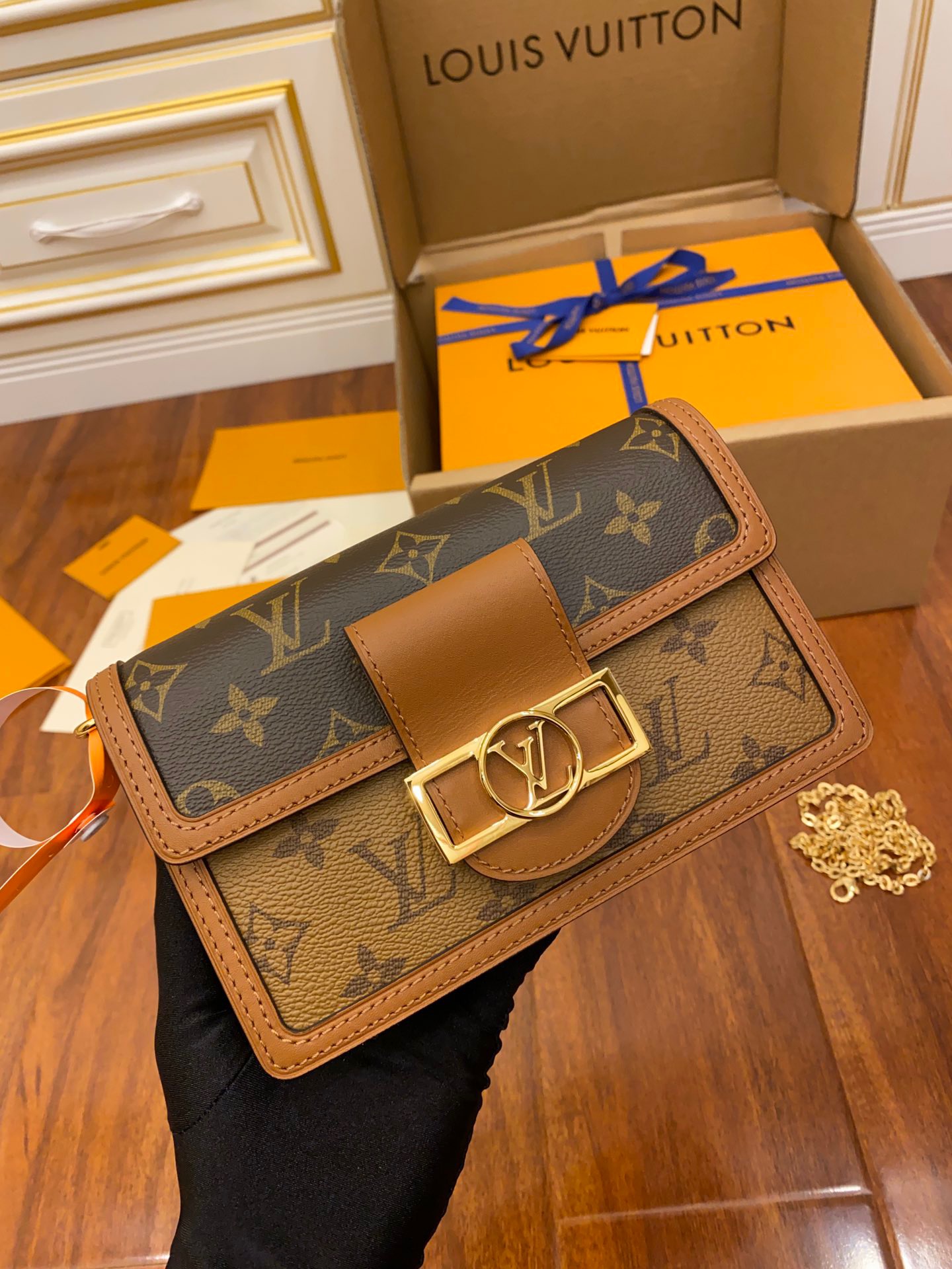 루이비통 Louis Vuitton 68746 미니백 19CM