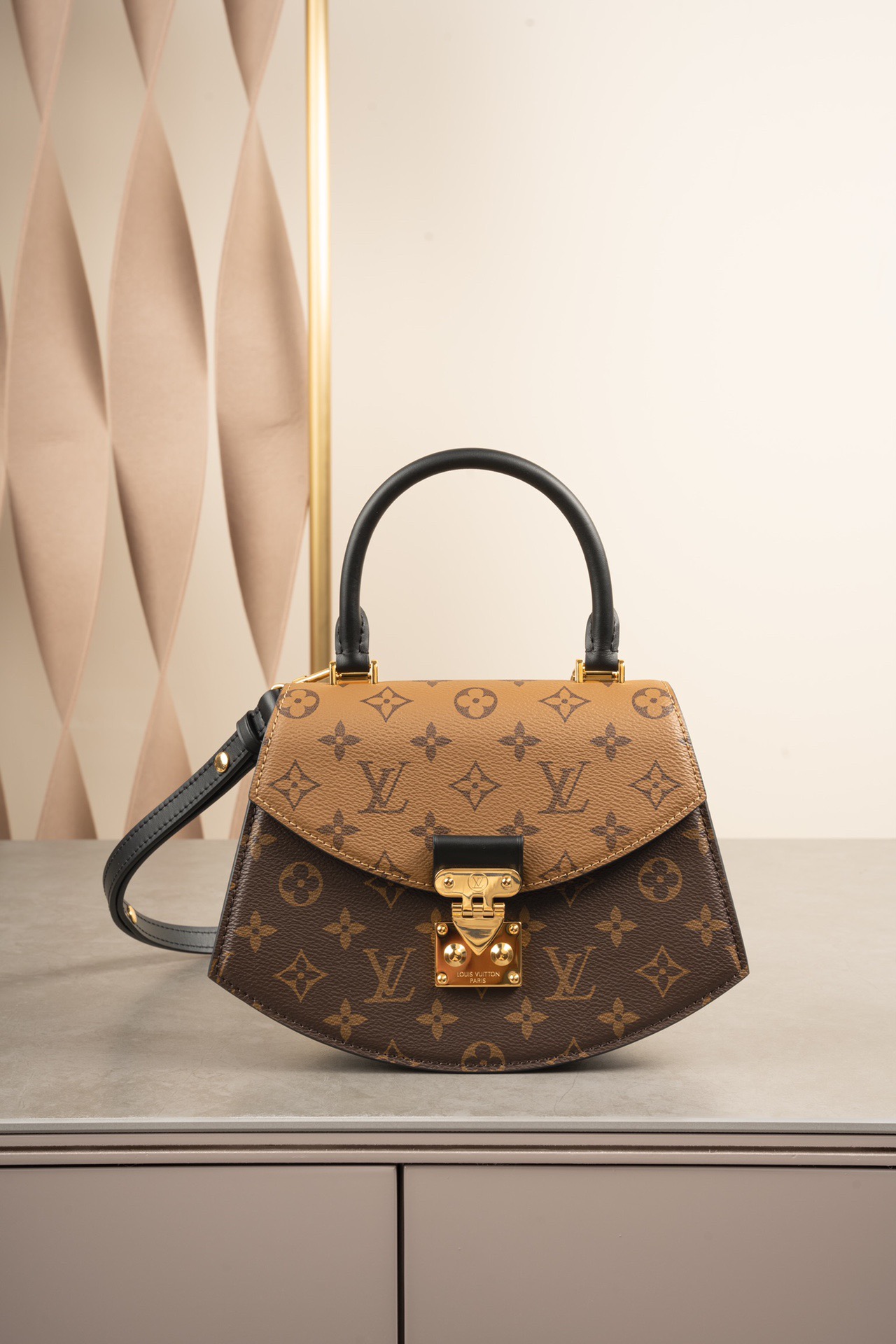 루이비통 Louis Vuitton 46548 탑 핸들백 24CM