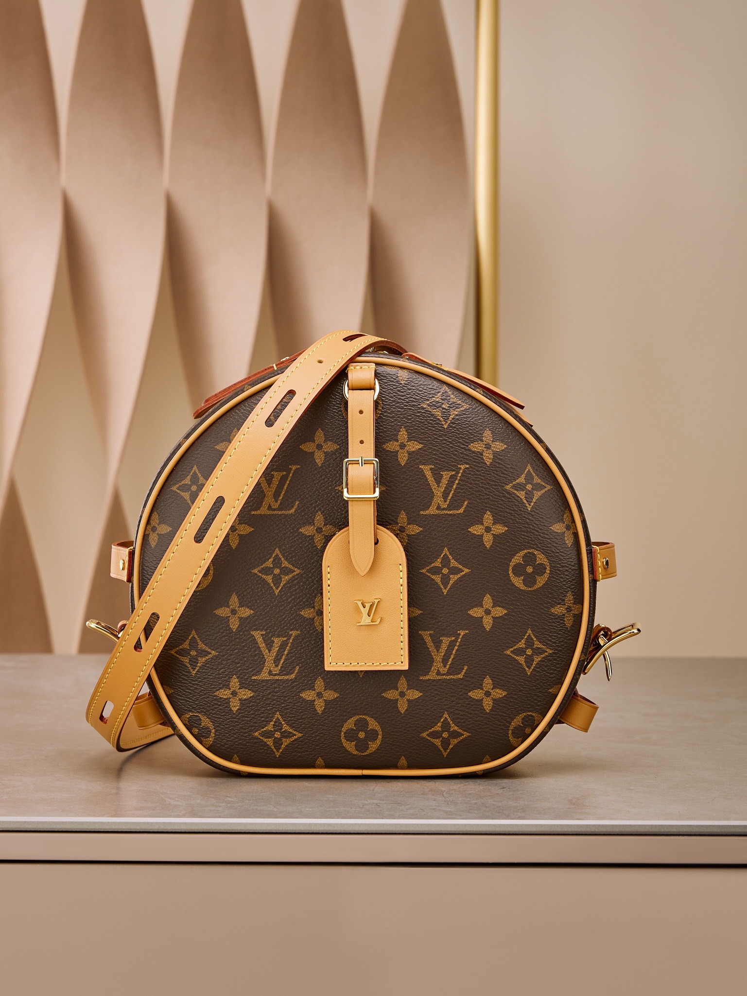 루이비통 Louis Vuitton 45647 크로스 백 22CM