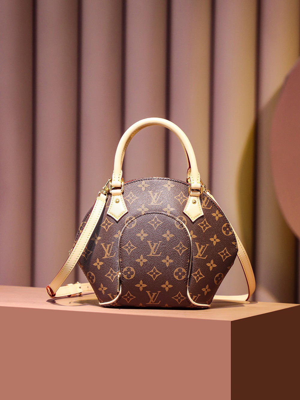 루이비통 Louis Vuitton 46196 탑 핸들백 28CM