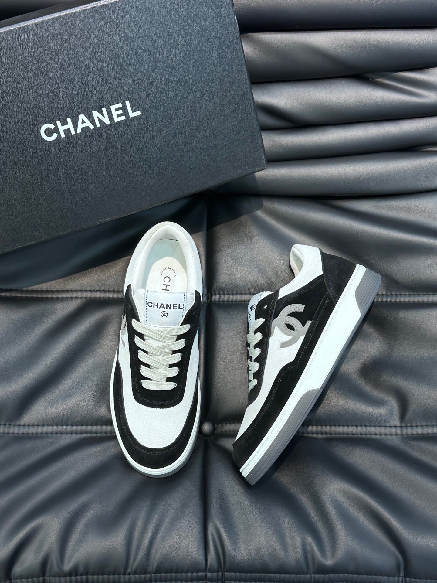 샤넬 CHANEL 스니커즈