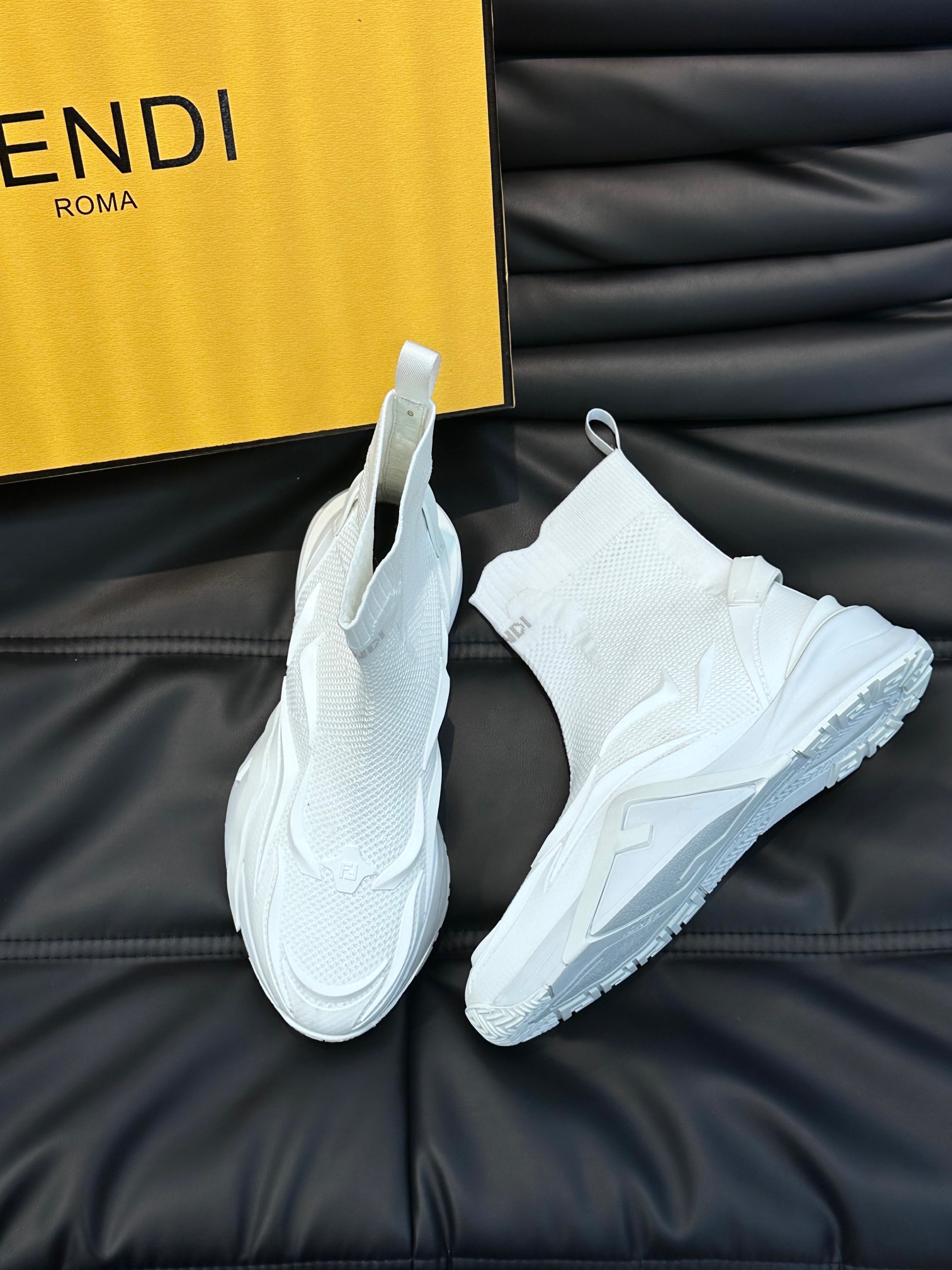 펜디 FENDI 운동화