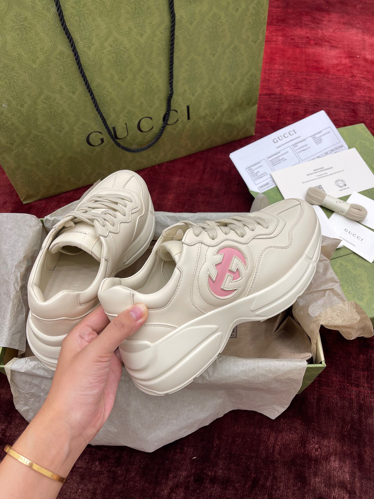 구찌 Gucci 스니커즈