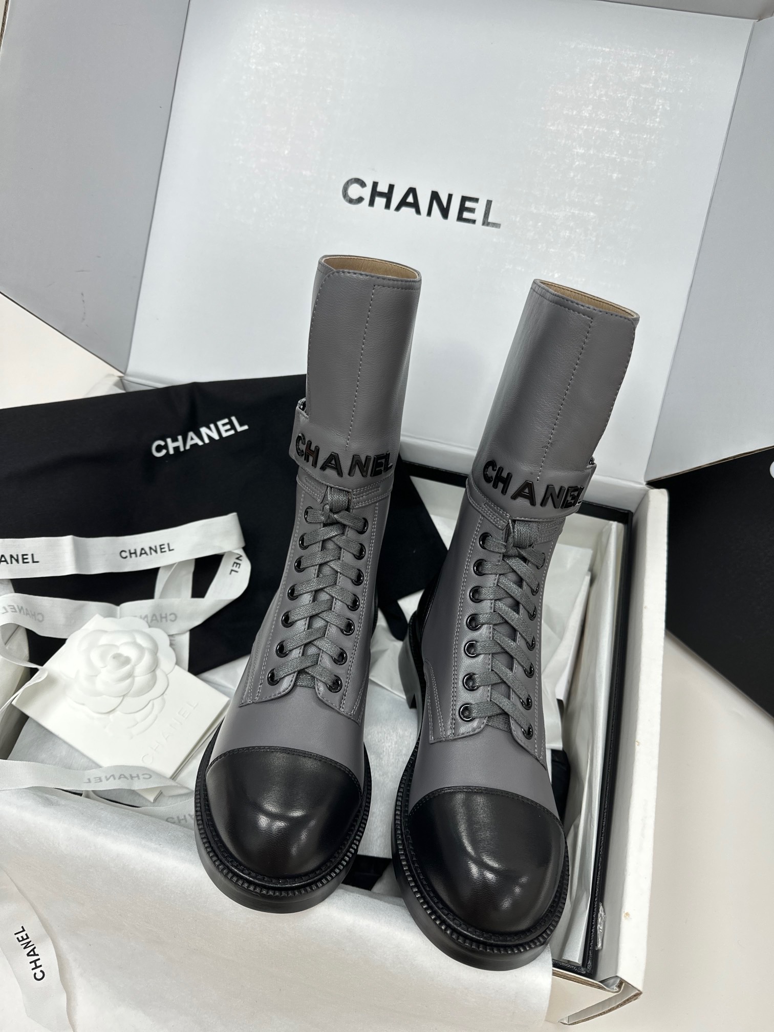 샤넬 CHANEL 스니커즈