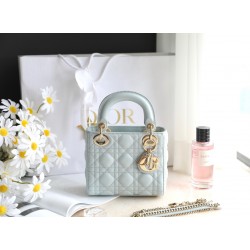 디올 Dior Lady mini 탑 핸들백 17CM
