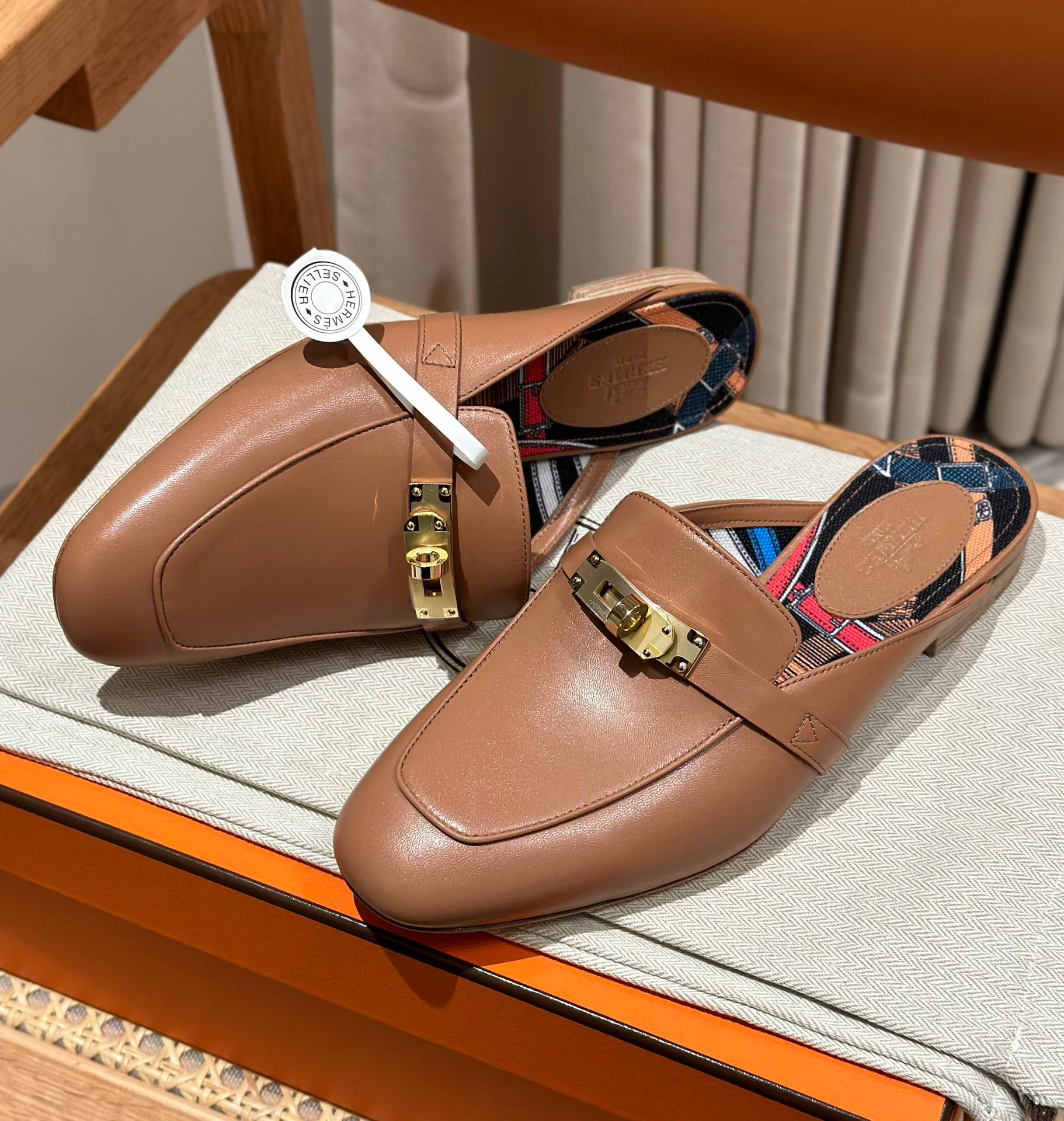 에르메스 Hermes 슬리퍼