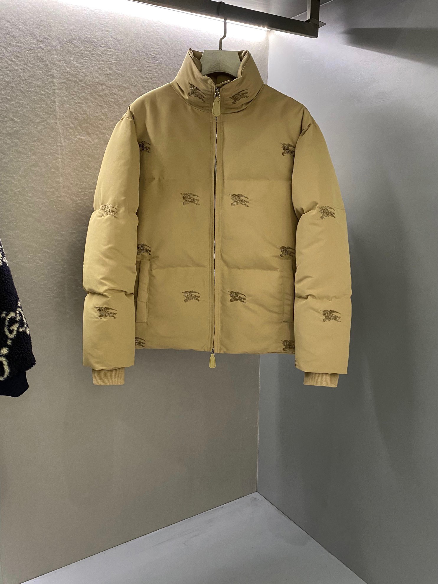 버버리 Burberry  패딩
