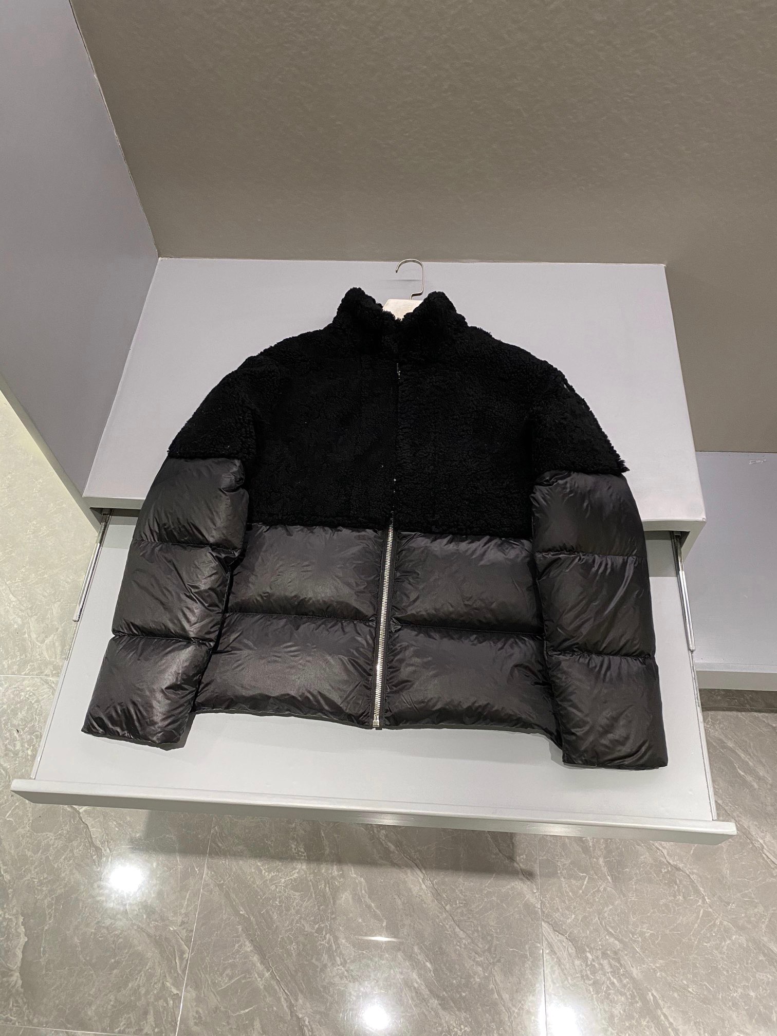 몽클레어 Moncler 패딩