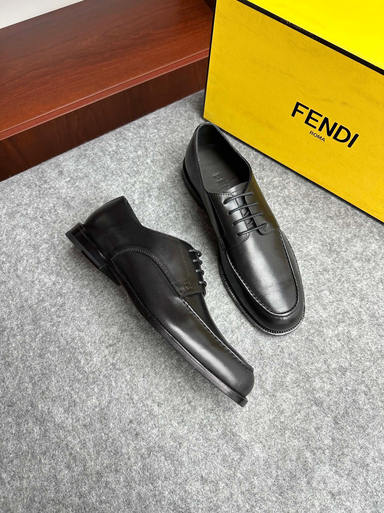 펜디 FENDI 구두
