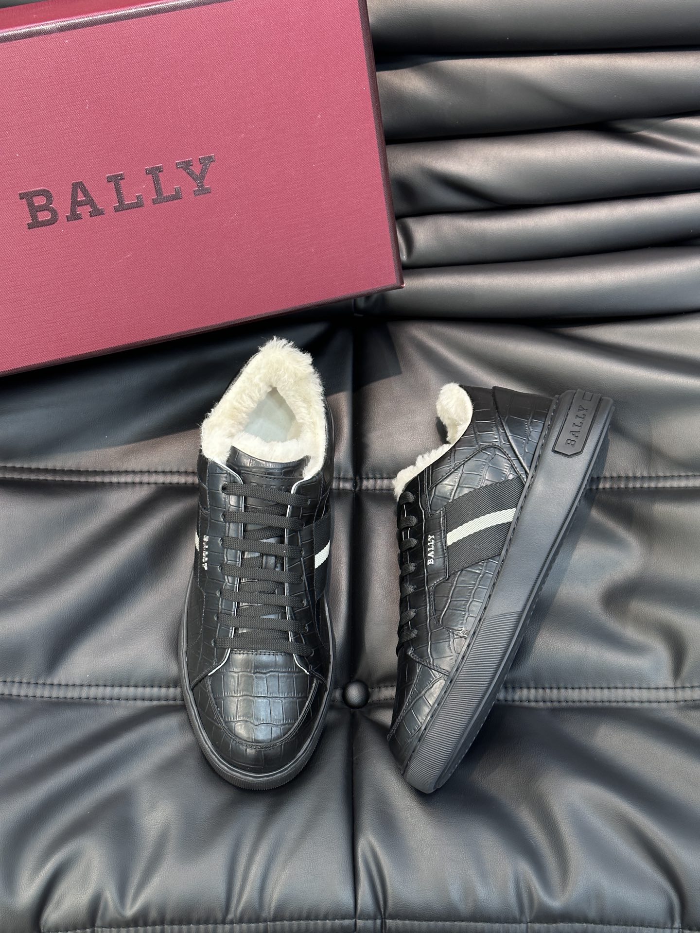 발리 BALLY 스니커즈