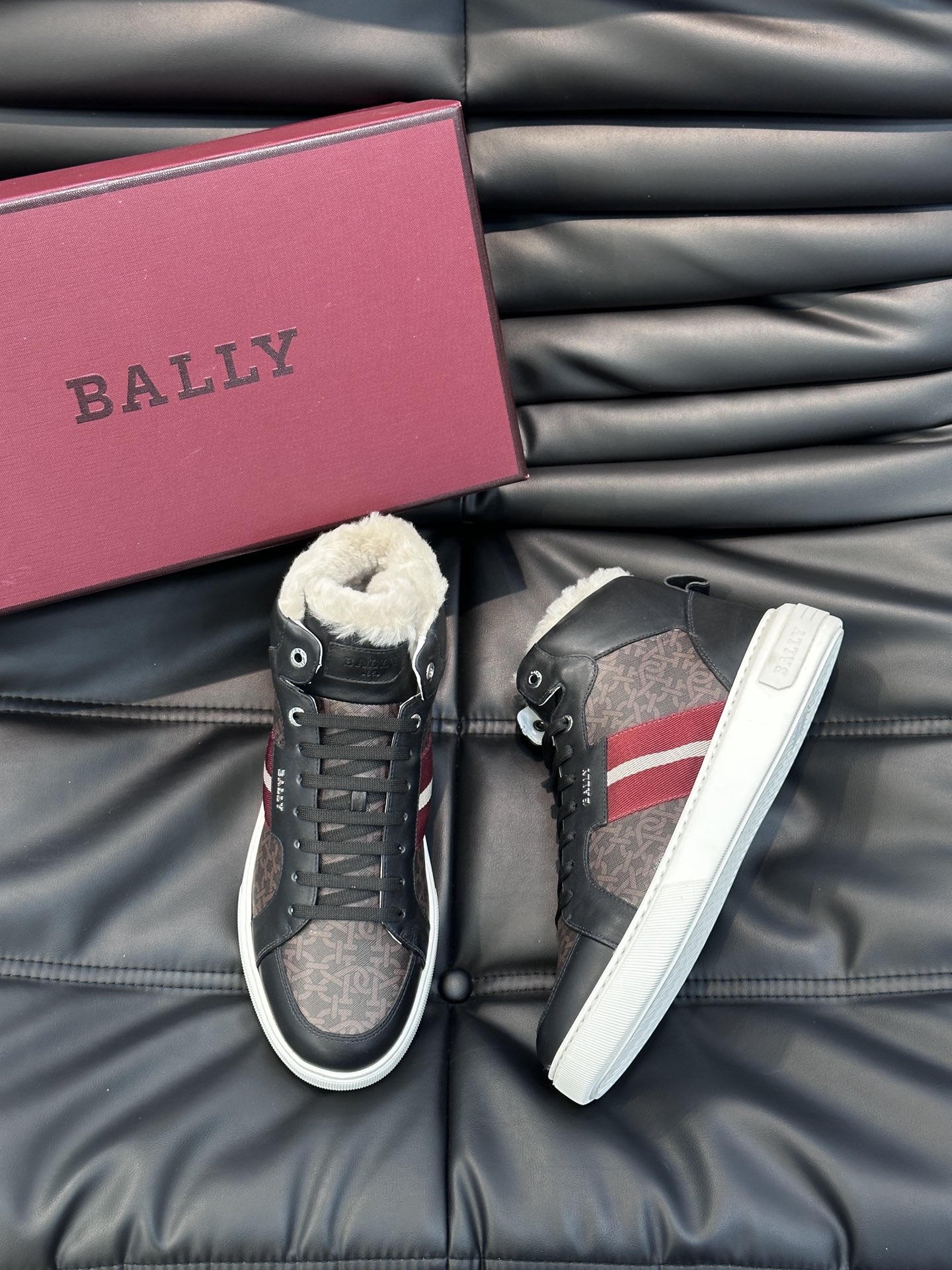발리 BALLY 스니커즈